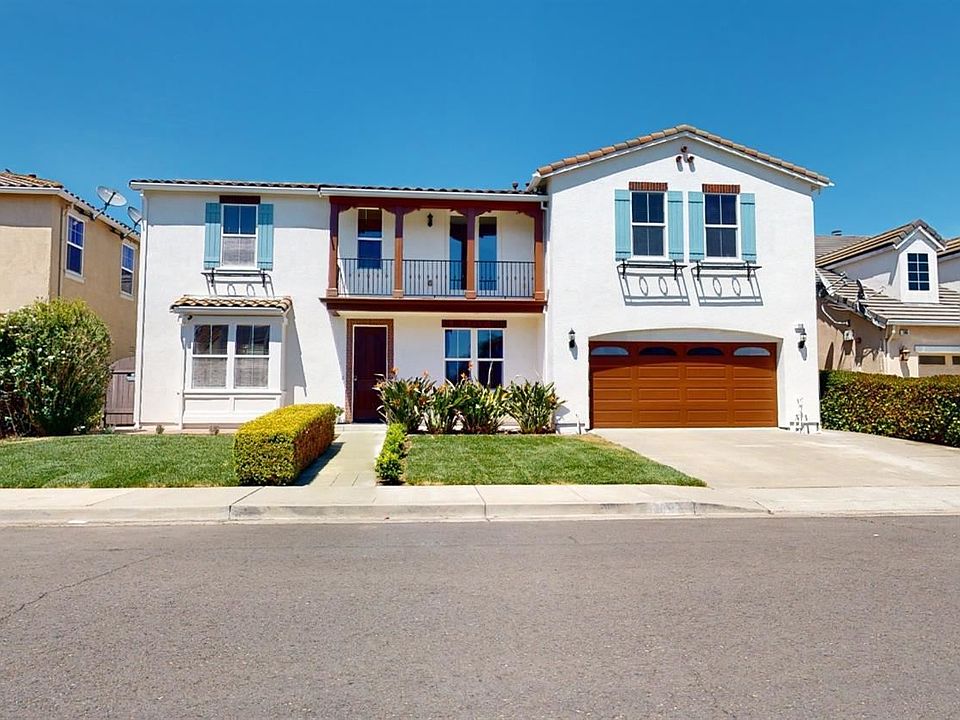 1st image of 110 Terrazzo Ln