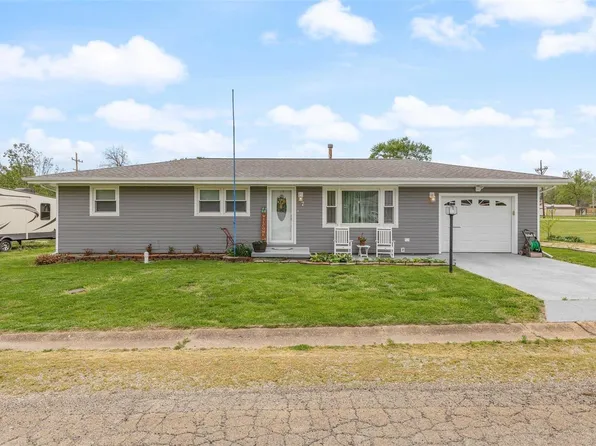 7 Russell Dr, Bismarck, MO 63624