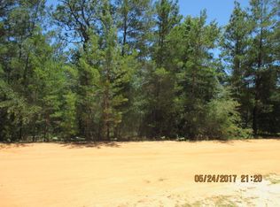 E White Rose St, Defuniak springs, FL 32433