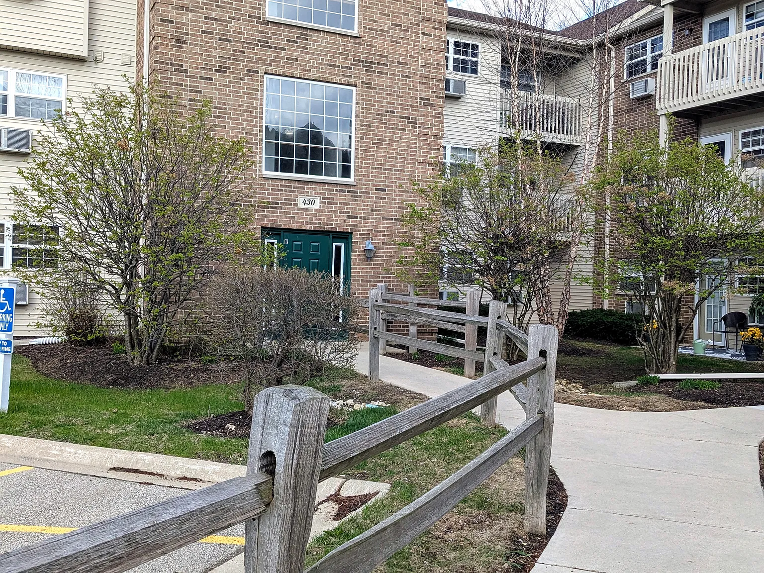 1 bed, 625 sqft, $1,175 — Photo 2