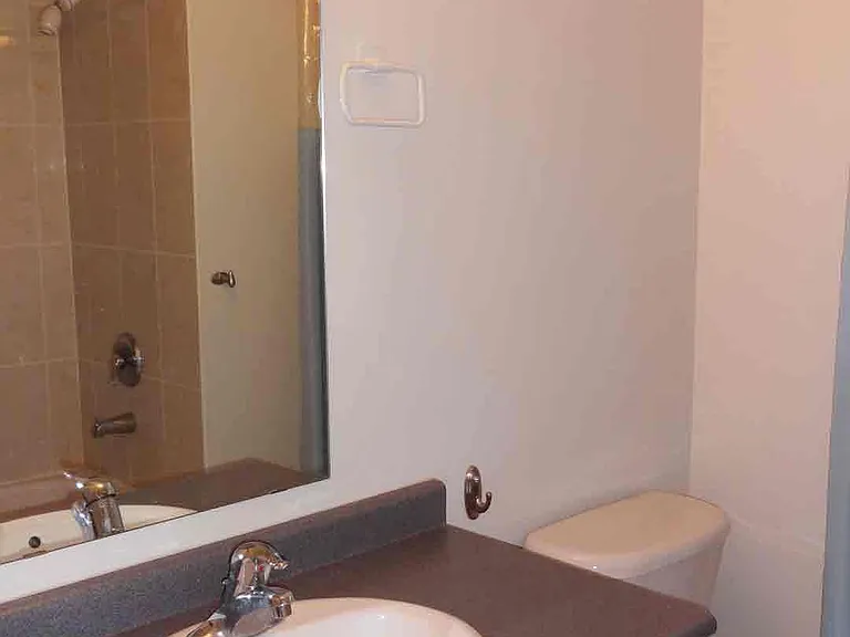 71 Ian Baron Ave — Photo 11