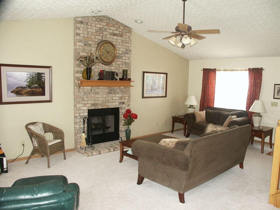 1st image of 9218 Echo Hill Ct