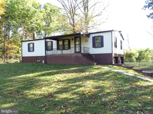 66 Pine Tree Rd, Manchester, PA 17345