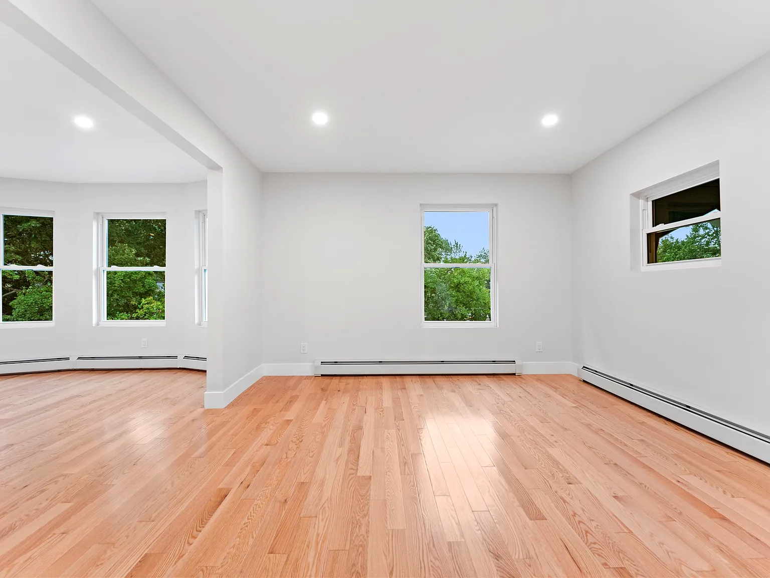 2 bed, 1.0 bath, 1000 sqft, $1,500 — Photo 3