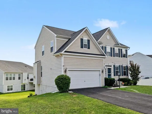 15801 Aerial View Rd, Woodbridge, VA 22193