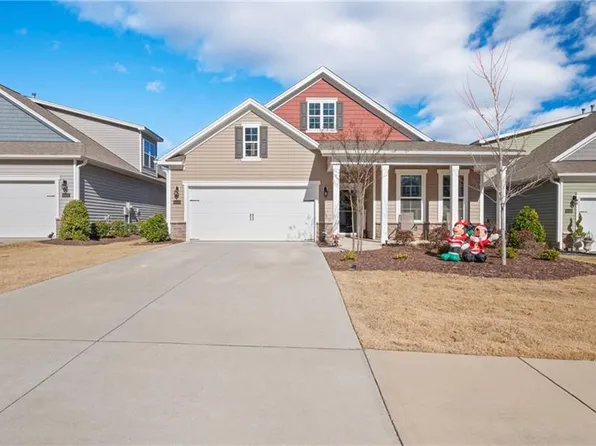 6443 Grogan Hill Rd, Whitsett, NC 27377