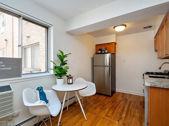 3rd image of 5958 N Kenmore Ave APT 505