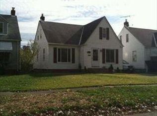 5541 Thomas St, Maple Heights, OH