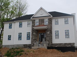 24 Indian Ln, Florham Park, NJ 07932