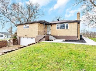 4041 Potato Garden Run Rd, Imperial, PA 15126