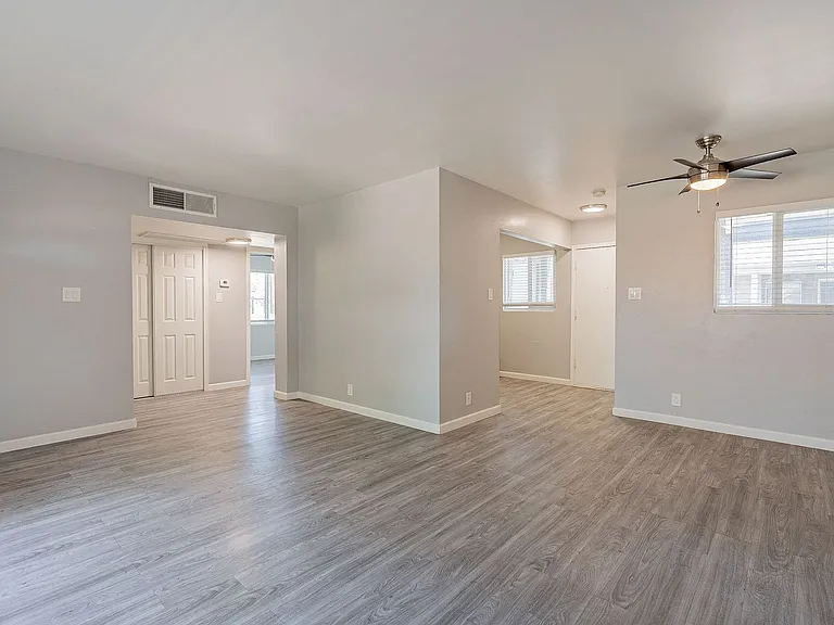 301 W Turney Ave — Photo 12