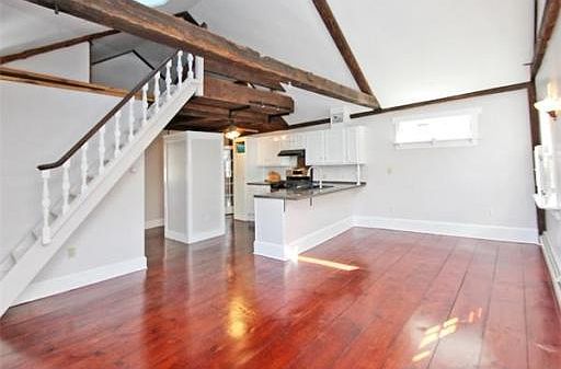 4th image of 25 Prospect St