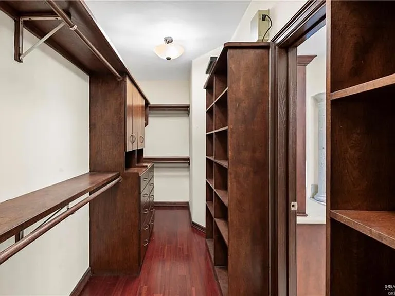 4202 San Efrain — Photo 19