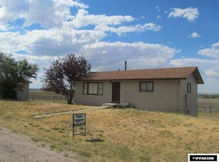 124 Airport Ave, Saratoga, WY 82331
