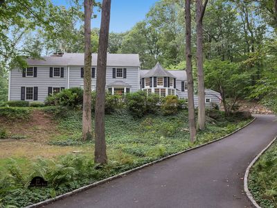 22 Stony Brook Rd, Darien, CT, 06820