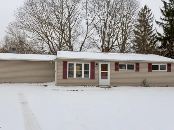 2887 Shelly Rd, Ravenna, OH 44266