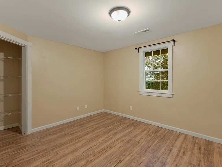 7006 SE 66th Ave #1 — Photo 7