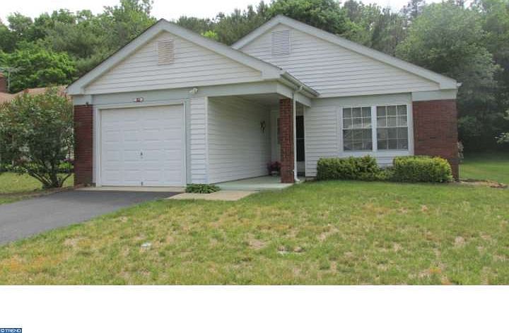 1st image of 82 Buckingham Dr