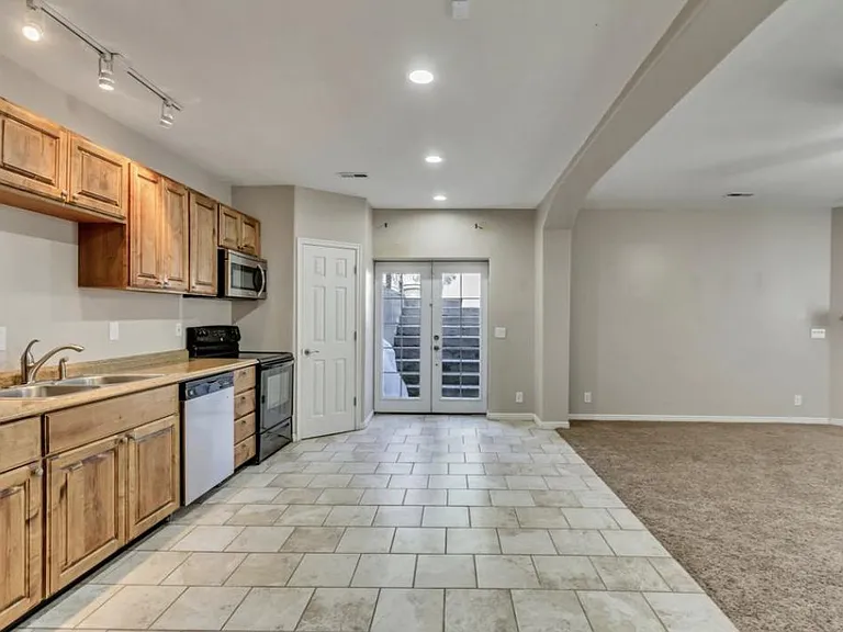 498 W Aspen Peak Dr — Photo 6