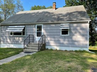 391 Mohegan Park Rd, Norwich, CT 06360