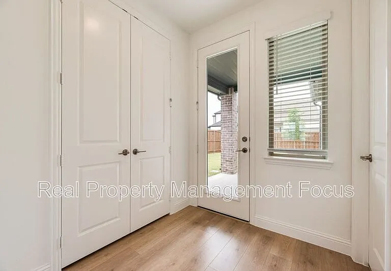 1149 Beautyberry Ln — Photo 11