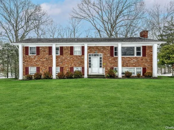 23 Scenic Drive, Suffern, NY 10901