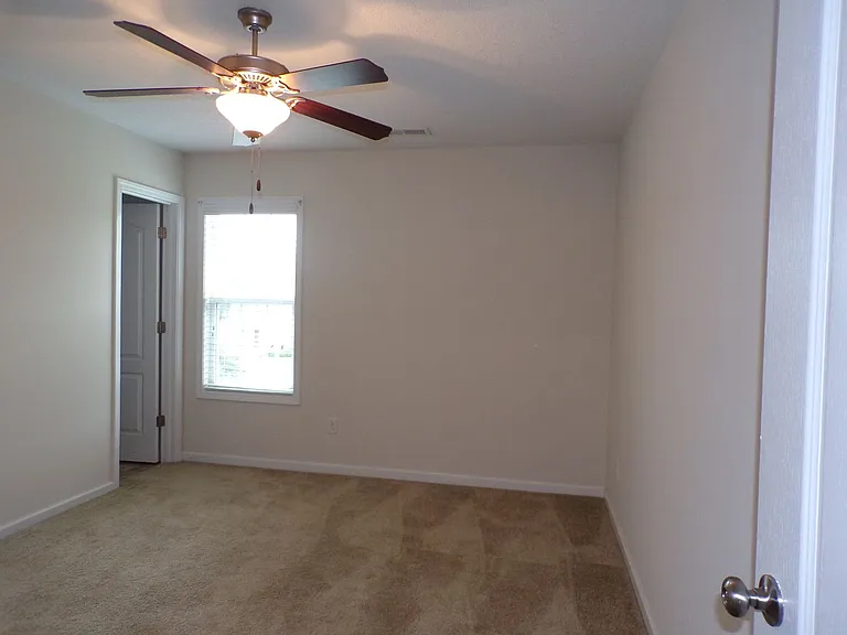 130 Glen Cannon Dr — Photo 6