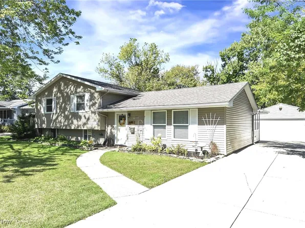 649 Mayfield Ct, Amherst, OH 44001