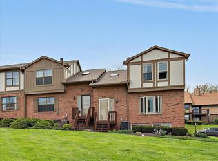 30 Fairgreen Cir, Fairfield, OH