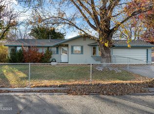 103 S Oregon St, Yerington, NV 89447