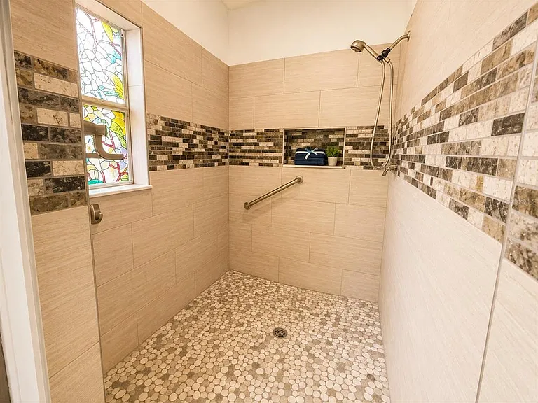 1211 Cabella Cir — Photo 31