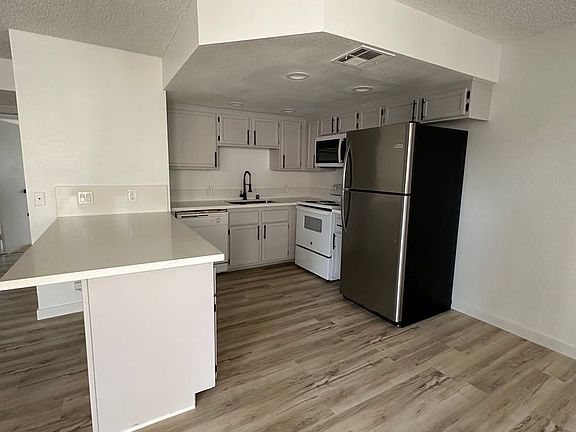 5th image of 7960 Marblehead Way Unit 202