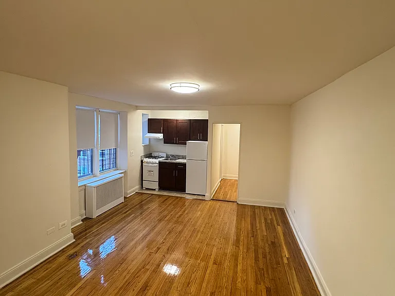 1535 Shore Pkwy #3D — Photo 1