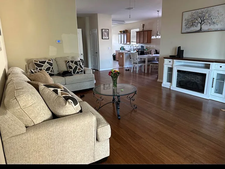 3770 Hampton Hills Dr — Photo 1