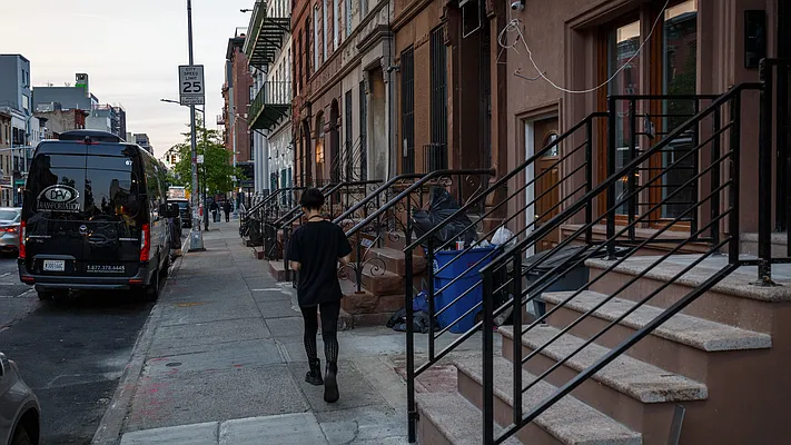 Rented by Nooklyn NYC LLC | media 43