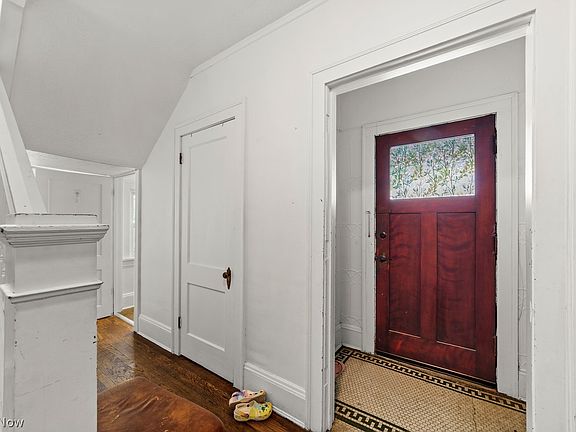 3rd image of 1510 E 115th St