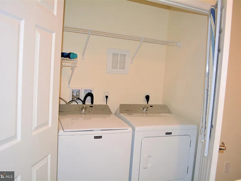 6203 Margarita Way — Photo 25