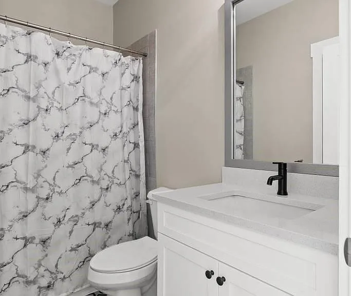 971 Laurel Ct NE — Photo 17