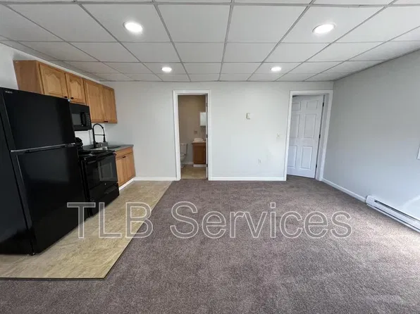 1592 Heart Lake Rd, Jermyn, PA 18433