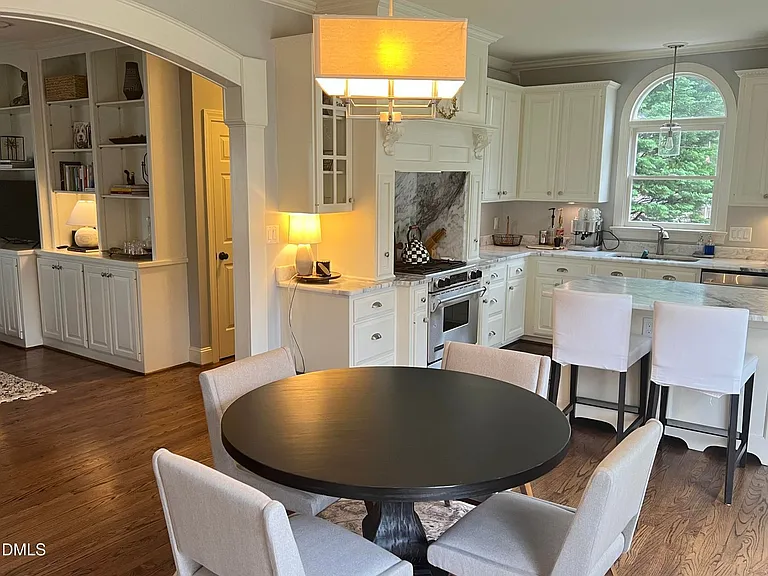 2200 Misskelly Dr — Photo 2