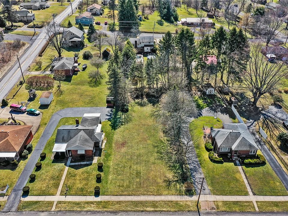 1st image of 594 Sterling Dr