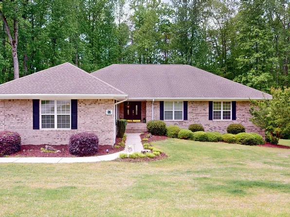 17 Lavender Drive, Whispering Pines, NC 28327