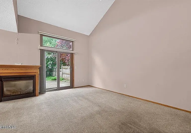 112 Stoney Creek Dr — Photo 10