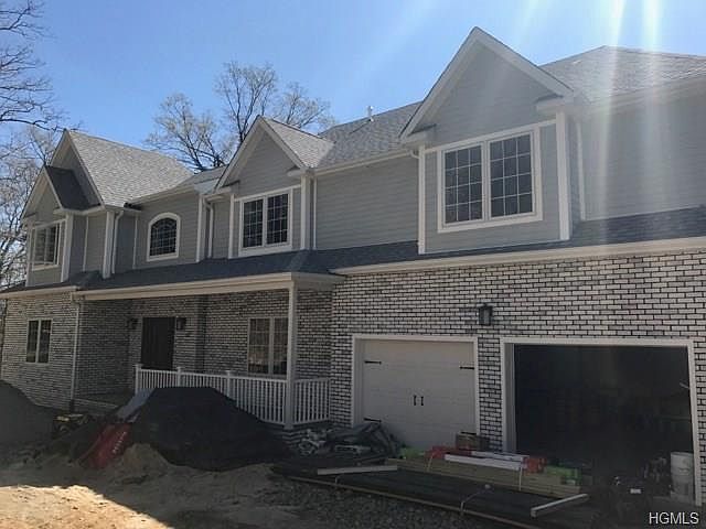 1st image of 2 Brook Ln E