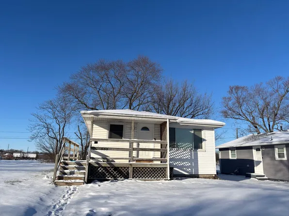 555 N Cottage Ave, Kankakee, IL 60901