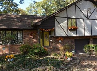 16 Creekwoods Trl, Highland, IL