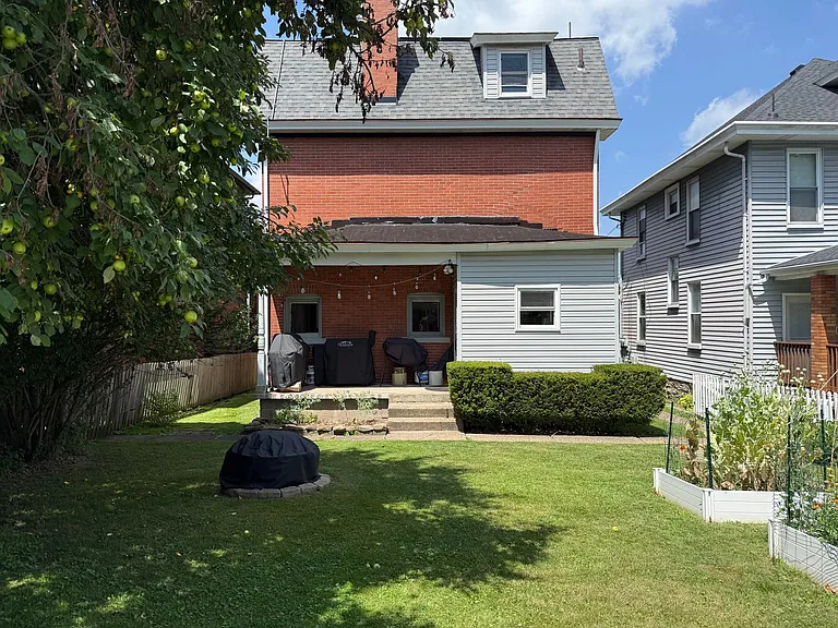 227 Cornell Ave — Photo 17