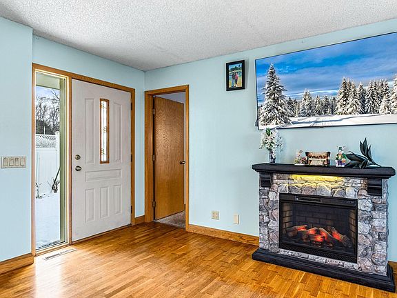 5th image of 3723 Johnson St NE