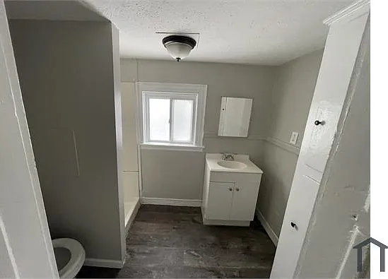 1322 Brownell Ave — Photo 8