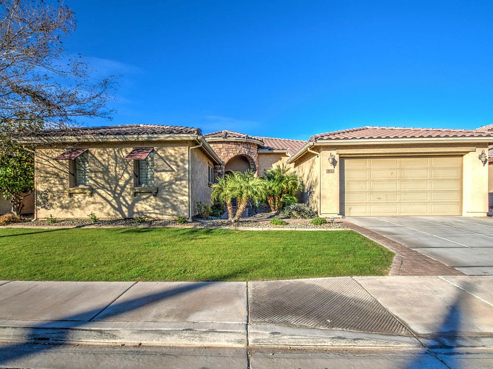 1st image of 312 W Aster Dr